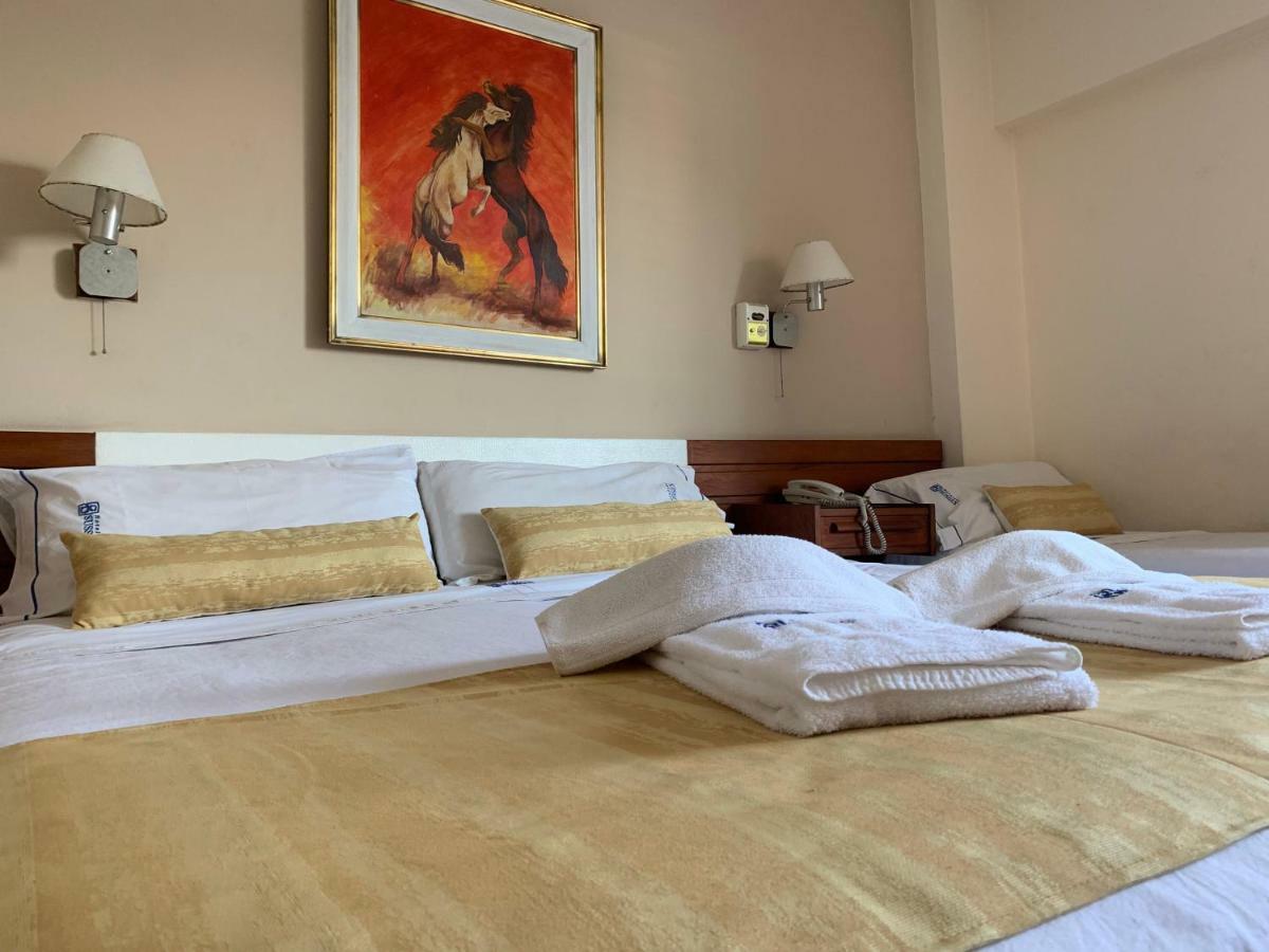 קורדובה Hotel Sussex מראה חיצוני תמונה
